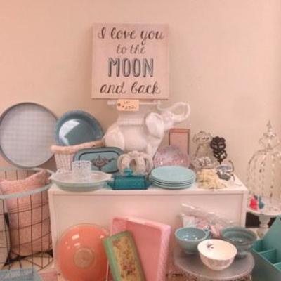 Lot 232 - Alot of Great Pink & Blue Pastel + Shabby Chic Lot of Items