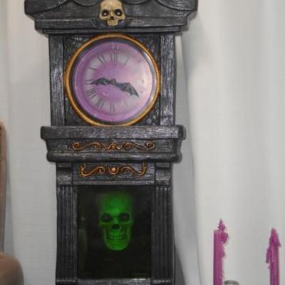 Lot 639 - Phantom of The Opera + Halloween Items Spooky Stuff