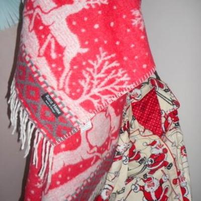 Lot 653 - Mixed Christmas Winter Themed Lot 