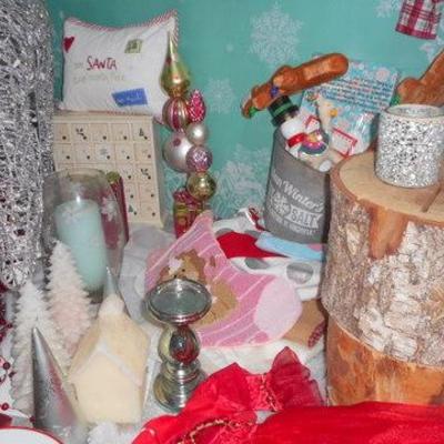 Lot 654 - Large Christmas Lot Lighted Reindeer and much more