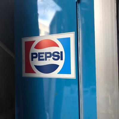 #65 - Working Vintage Pepsi Vending Machine