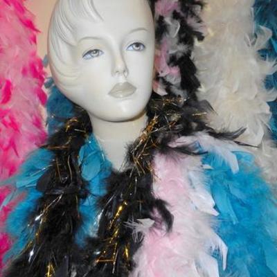 Lot 663 - Stylish Mannequin + Boas & More Boas