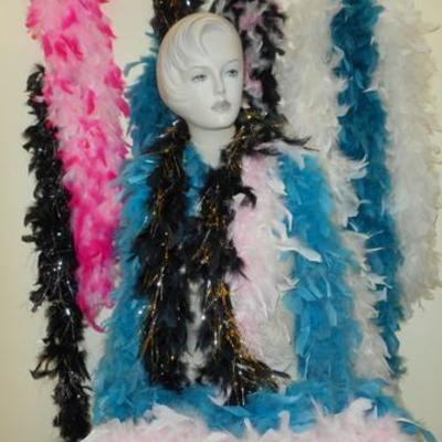 Lot 663 - Stylish Mannequin + Boas & More Boas