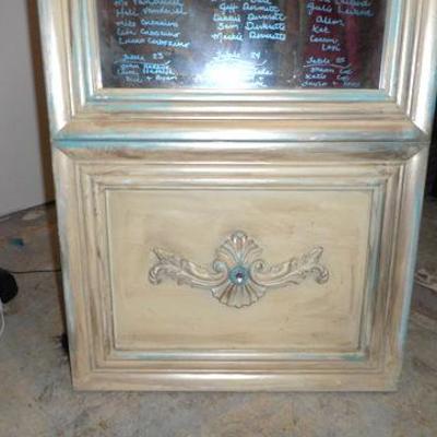 Lot 664 - Fabulous Shabby Chic Easel Floor Mirror