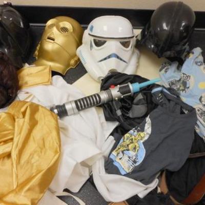 Lot 668 - Moccassin Boots & Costumes - Star Wars, Mary Poppins & Wizard of Oz