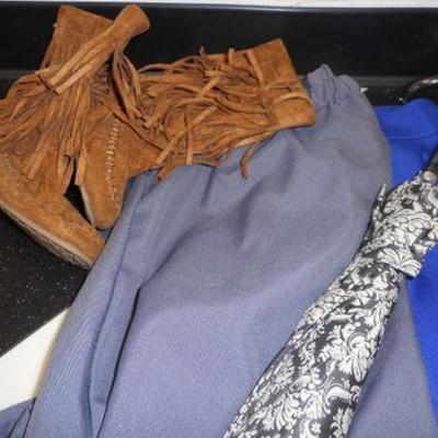 Lot 668 - Moccassin Boots & Costumes - Star Wars, Mary Poppins & Wizard of Oz