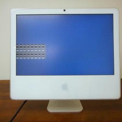 Lot 671 - iMac Monitor