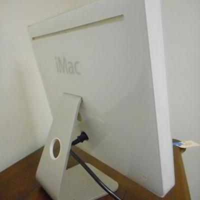 Lot 671 - iMac Monitor