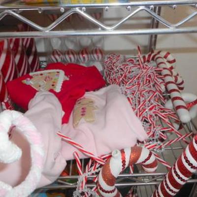Lot 810 - Toyland Candy land Themed Decor w/ Bakers Rack