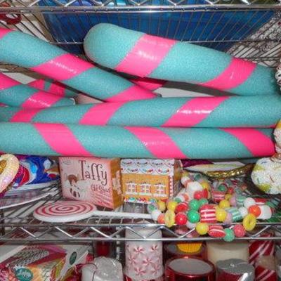 Lot 810 - Toyland Candy land Themed Decor w/ Bakers Rack
