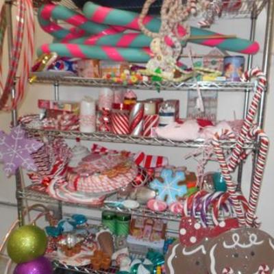 Lot 810 - Toyland Candy land Themed Decor w/ Bakers Rack