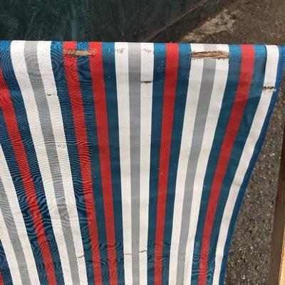 #16 - Vintage Folding Beach Chair 