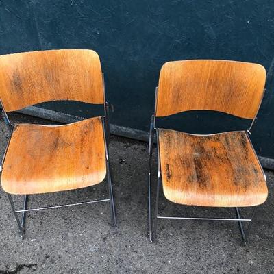 #98 - Mid Century Modern David Rowland 40/4 Bent Plywood Stacking Chairs