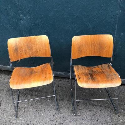 #98 - Mid Century Modern David Rowland 40/4 Bent Plywood Stacking Chairs