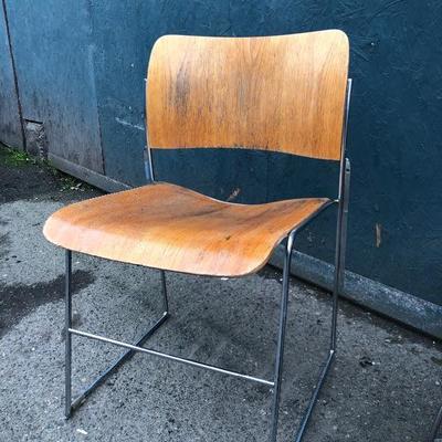 #98 - Mid Century Modern David Rowland 40/4 Bent Plywood Stacking Chairs