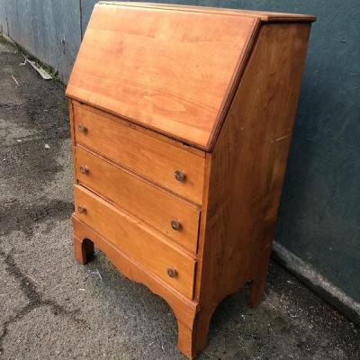 #86 - Wood Dresser Desk