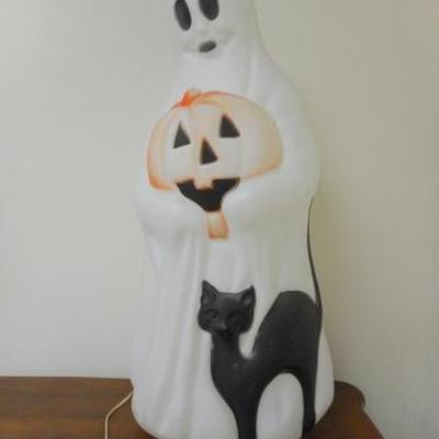 Lot 678 - Vintage Imperial Brand 34" Blow Mold Ghost 