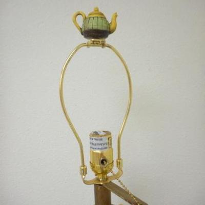 Lot 679 - Unique Whisical Teacup Teapot Lamp 