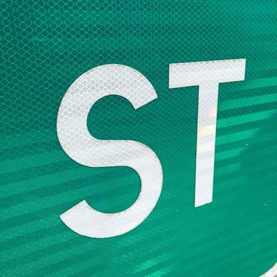 #18 - Large East Jefferson St Reflective Street Sign
