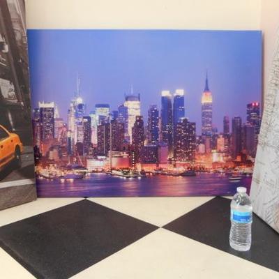 Lot 609 - "The City"  Canvas Wall Hanging & 3 Panel Screen