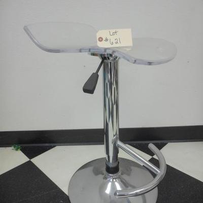 Lot 621 - Lucite & Chrome Stool