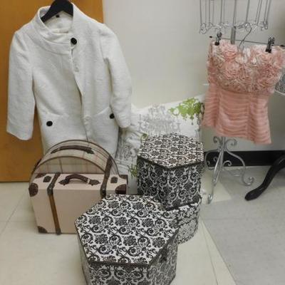 Lot 632 - Group of Hat Boxes & 2 pcs of Young Girls Clothing