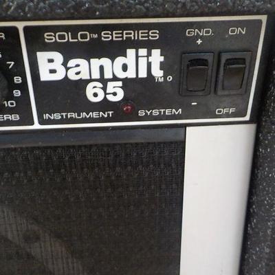 PEAVEY AMPLIFIER / BANDIT 65.