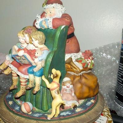 Susan Winget / Santas watching Over 1998.