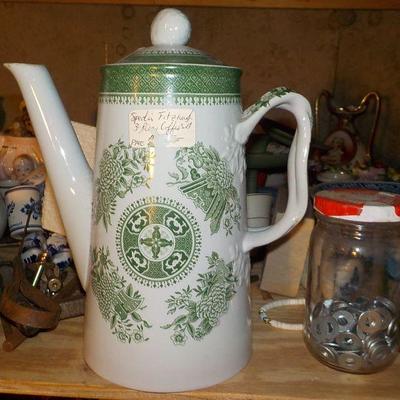 Copeland " Spodes Fitzhugh" , "Fine Stone". Tea or Coffee Pot.