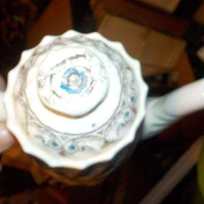 Copeland " Spode Florence" design tea pot.