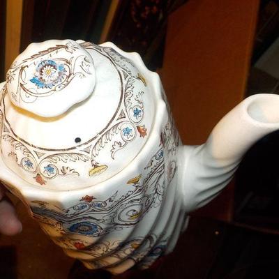 Copeland " Spode Florence" design tea pot.