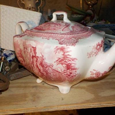 Johnson Bros. England "Old Britain Castles" Red Tea Pot.