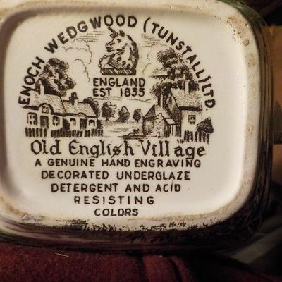 "Enoch Wedgwood (tunstall) Olde English Village " Water Basin".