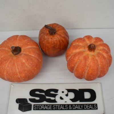 3 pc Pumpkin Decor