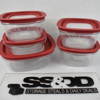6 pc Rubbermaid Containers plus 6 red lids