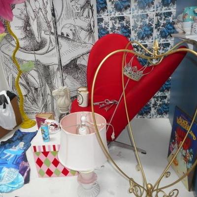 Lot 842 - Alice in Wonderland Theme Room