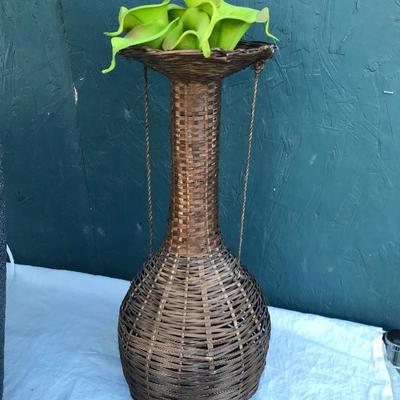 #136 - Grey Ceramic Lamp, Artist's Clothes Pins, Wood Serving Tray, Various Home Goods 
