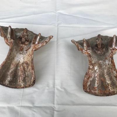#137 - Collection of Detailed Decor, Claw Feet, Gold Corbel