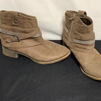 Curfew Light Brown Boots short heel Womens size 7 Bling Shoes 