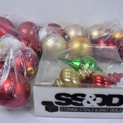 18 Large Holiday Tree Ornaments: Red/Green/Gold