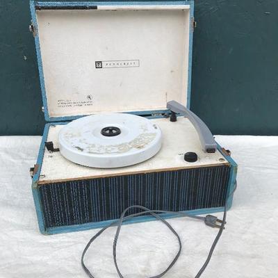 #47 - Collection of Vintage Books, Penncrest Phonograph, 8 Records