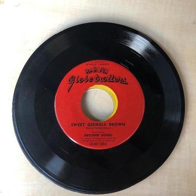 #47 - Collection of Vintage Books, Penncrest Phonograph, 8 Records