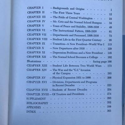 #47 - Collection of Vintage Books, Penncrest Phonograph, 8 Records