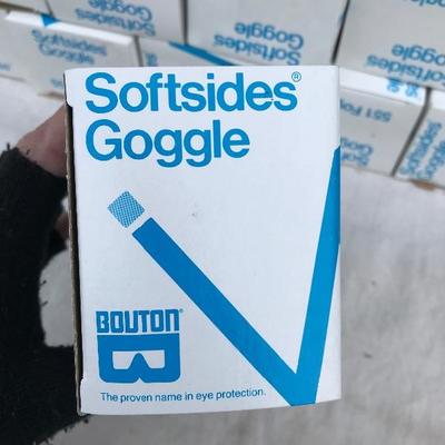 #144 - Collection o Medical Supplies
