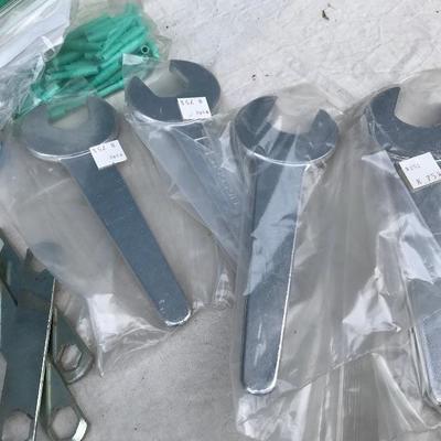 #144 - Collection o Medical Supplies