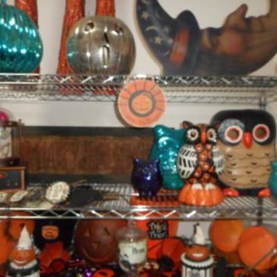 Lot 408 - Metro Rack Full of Halloween Decorations (Rack is included)