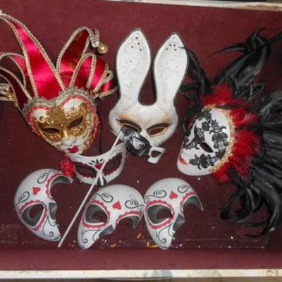 Lot 413  - 6 Nice Mardi Gras Masks