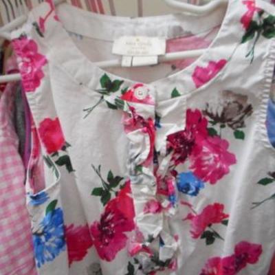 Lot 415 - All Sizes of Youth Girls Clothing & Extendable Clothes