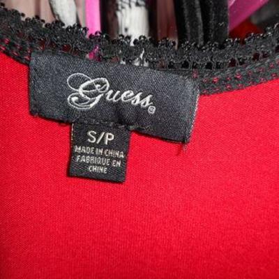 Lot 416 - Womens Clothing + Extendable Rolling Clothes Rack