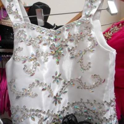 Lot 419 - Very Pretty Party Gowns / 4 total 